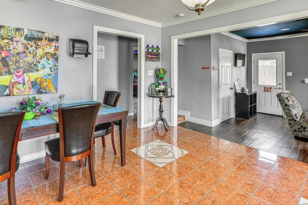 5 Mi to French Quarter: Nola Getaway w/ Patio