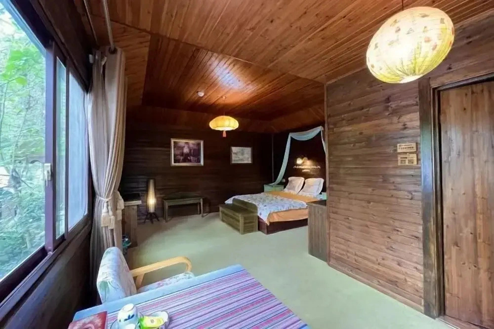 Bafu Shanju Hotel