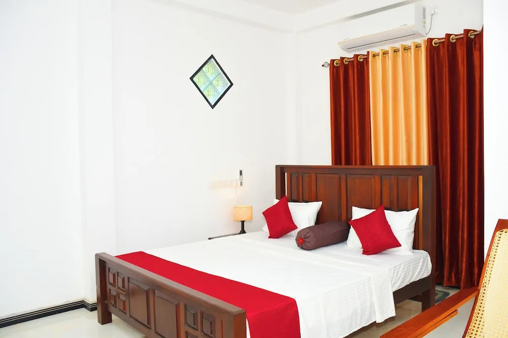 Sasanda Villa and Yala Safari Place