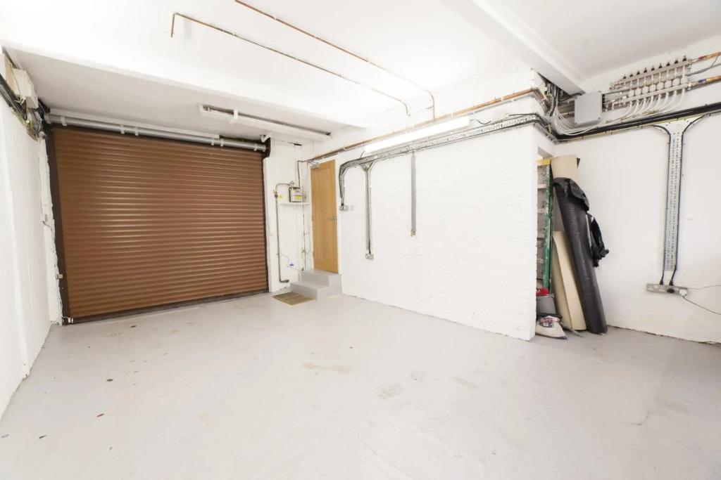 Queensferry Street Lane - Fantastic 2 BR City Centre Mews House with free secure parking!