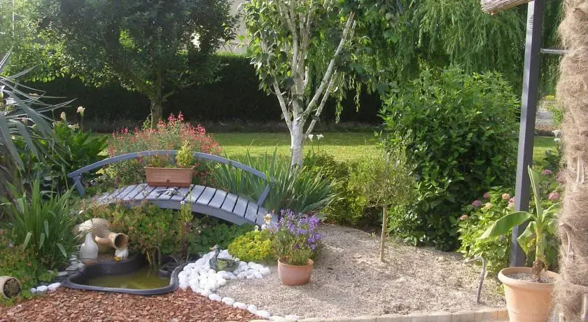 Au Jardin dEden
