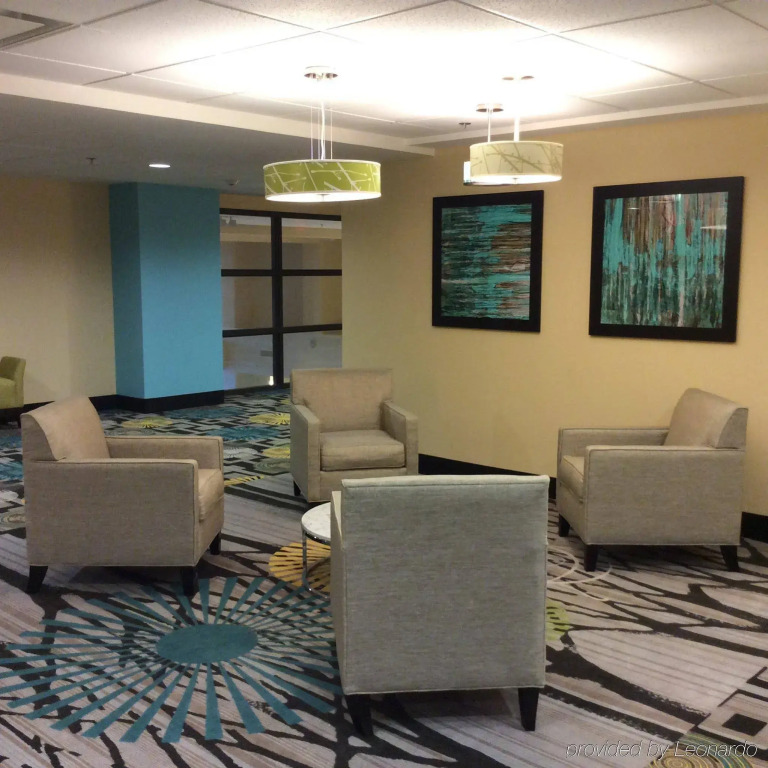 Holiday Inn Express - Colorado Springs - First & Main by IHG