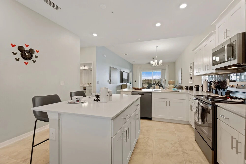 Edgewater Escape at Storey Lake by Shine Villas apts