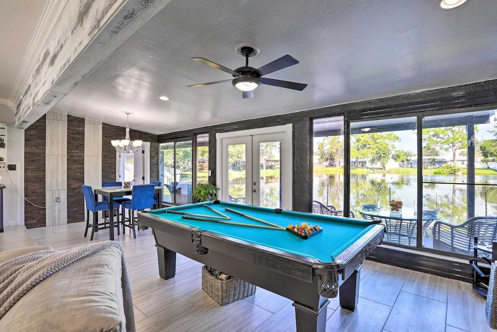 Modern Seminole Home with Patio, 3 Mi to Beach
