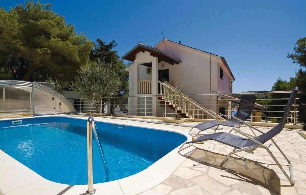 Beautiful Home In Tisno