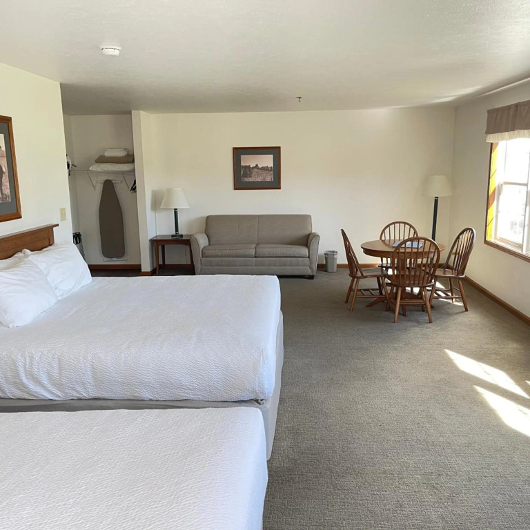 Farmstead Inn and Conference Center