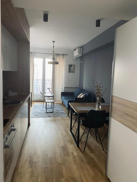 Sunshine Apartment