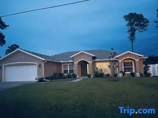 Modern and Spacious 4 Bedroom Home