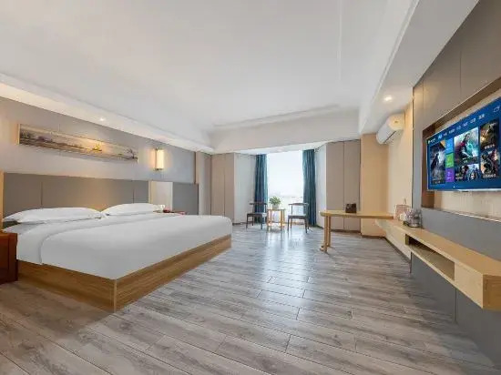 Shengweiyasenyang Hotel (Nongmo Lake Park Branch)