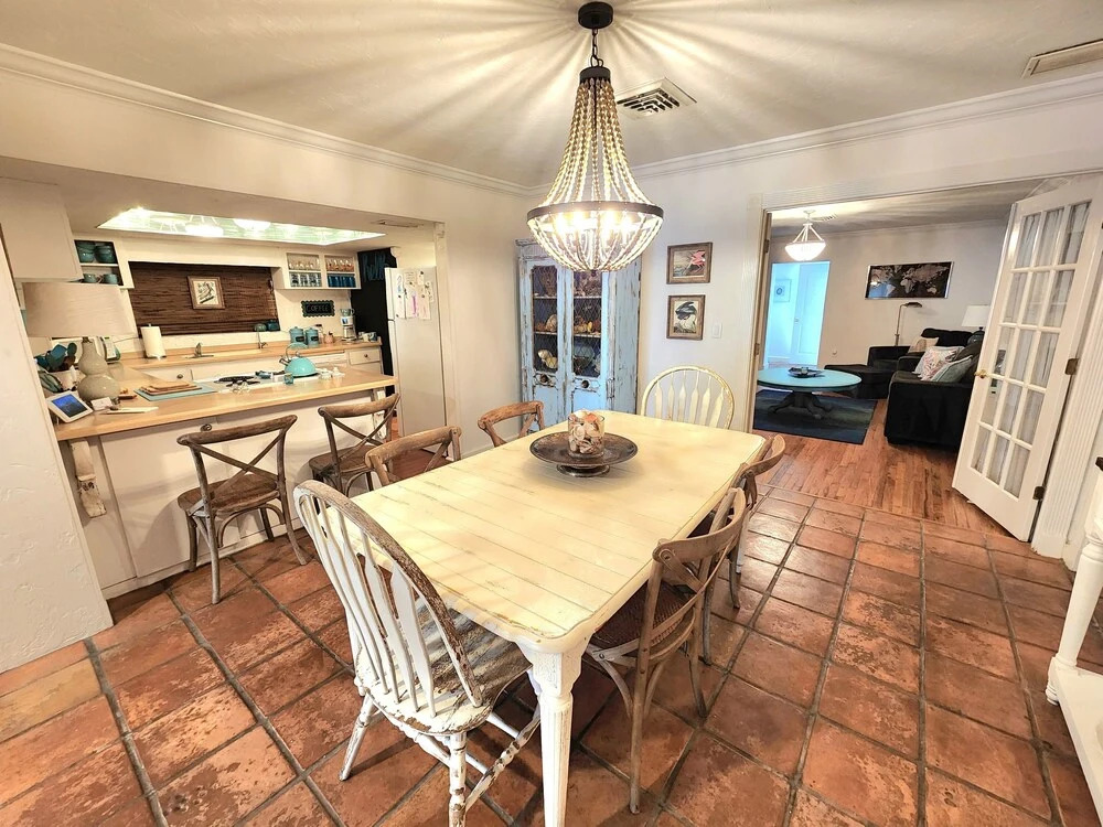 Short Drive To Beaches 3 Bedroom Pool Home Sleeps 8 3 Home by Redawning