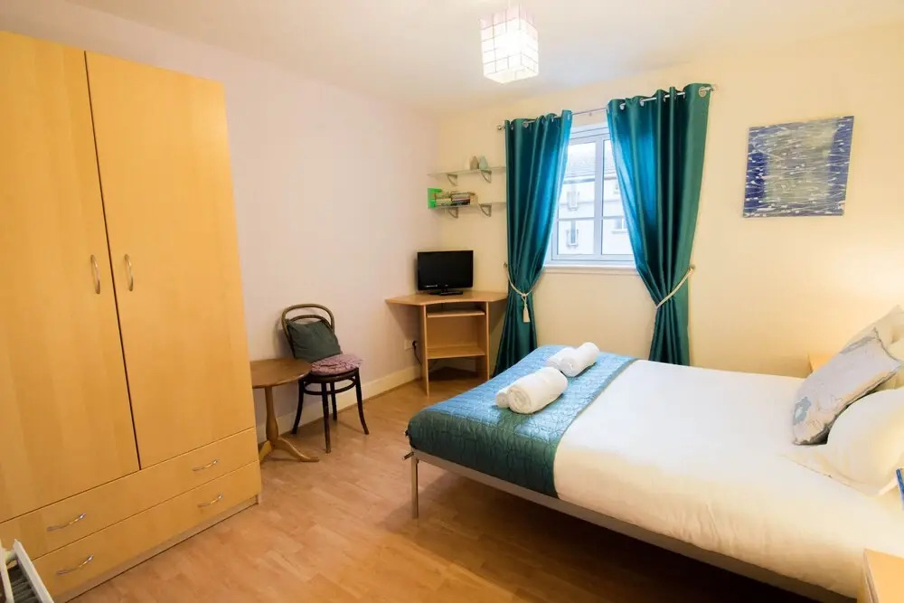 241 Easter Dalry Wynd
