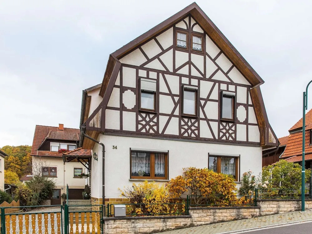 Holiday Home in Thuringia With Private Terrace, use of a Garden and Pool