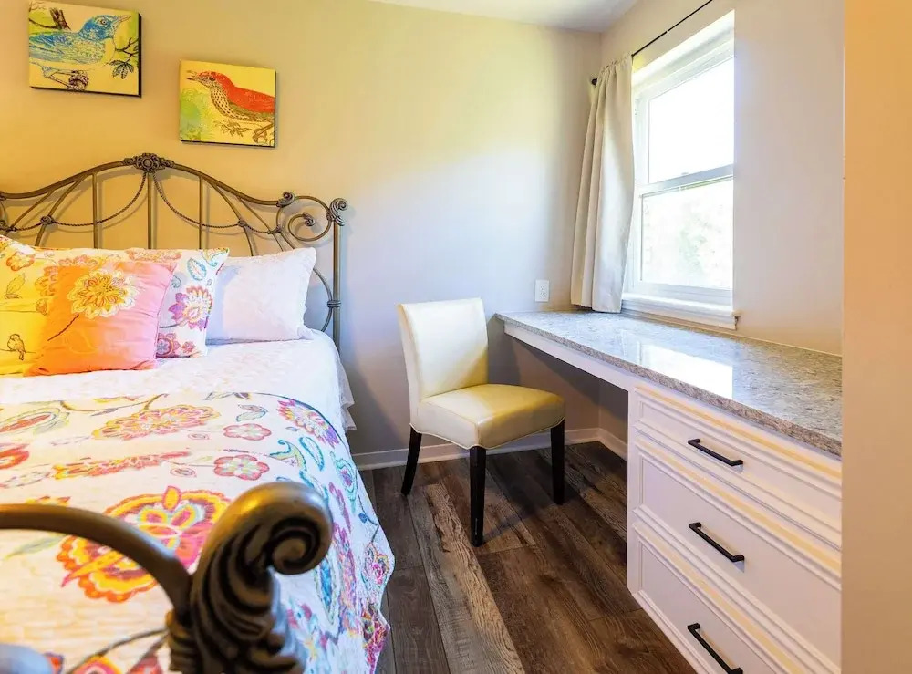 Valley View Retreat for 10