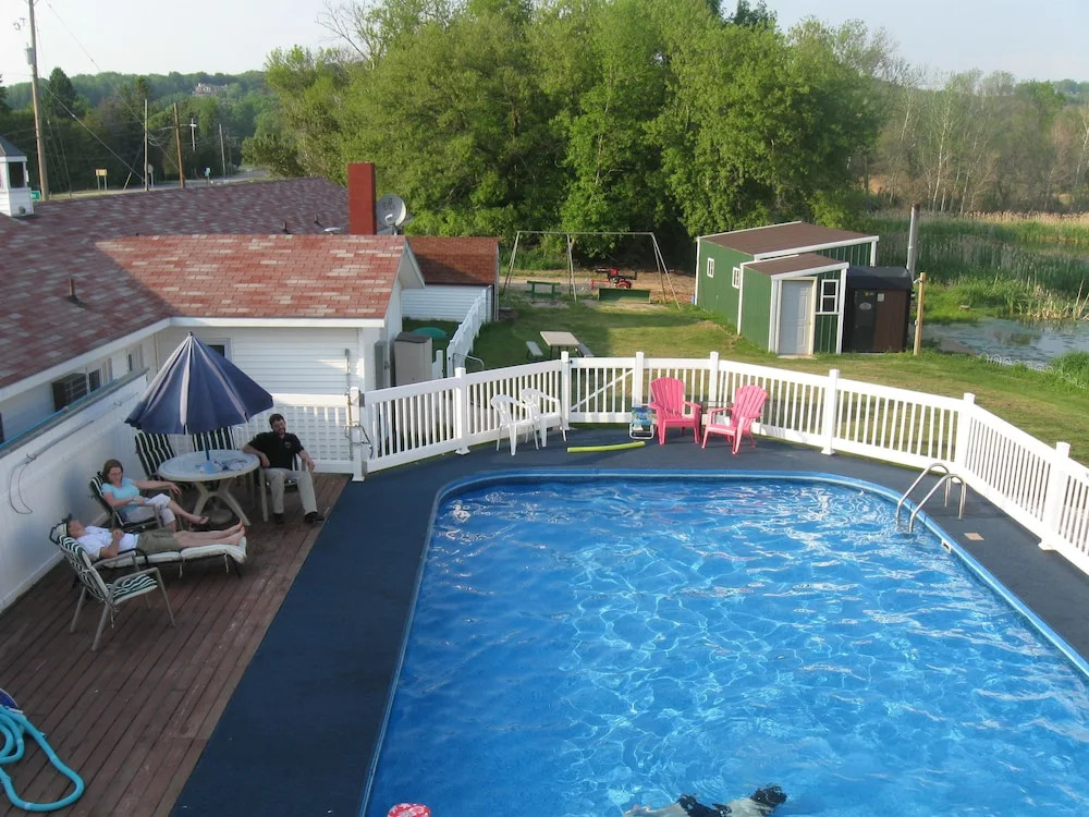 Coastal Inn