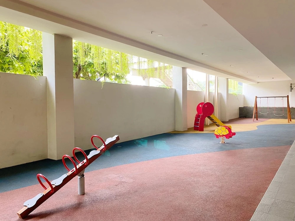Cozy Place @ Studio The Breeze Bintaro Plaza Apartment