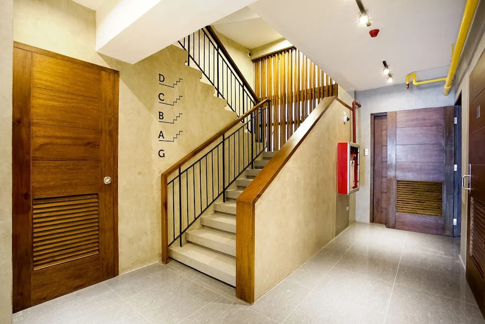 Oyo 188 Mikos Residences Bonifacio