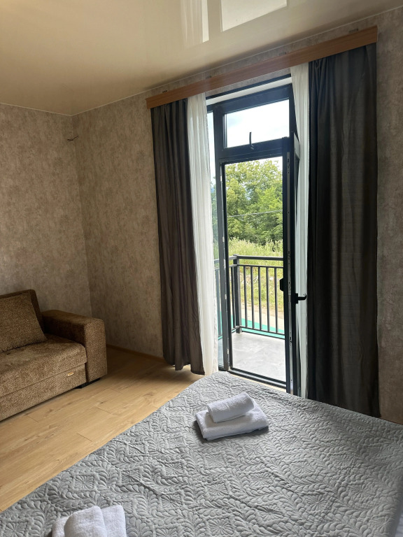 Emerald Hotel