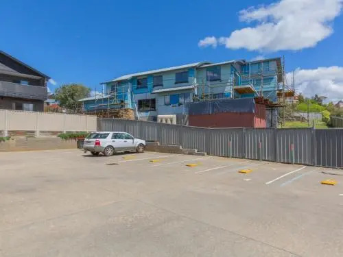 Oberlaken 2/125 Gippsland Street