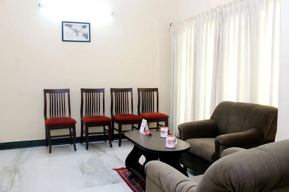 OYO 4606 Hotel Maple Green Suites
