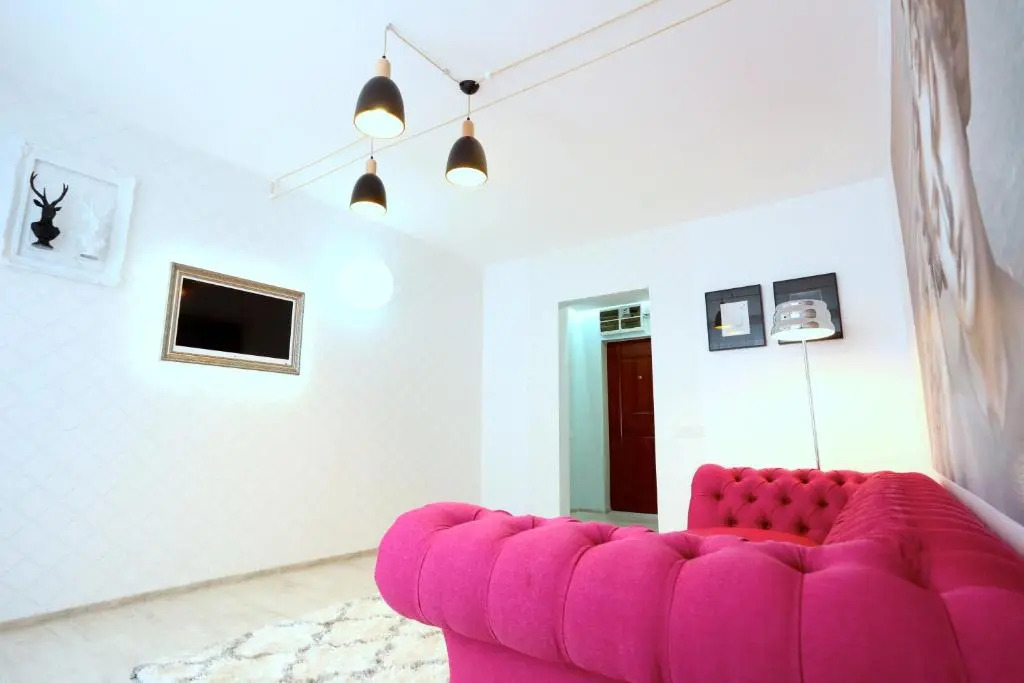 SOHO Apartment near CERONAV