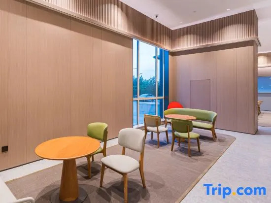 JI Hotel (Jinzhong Lingshi East Station)