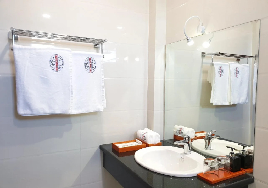 Phuc Ngoc Hotel
