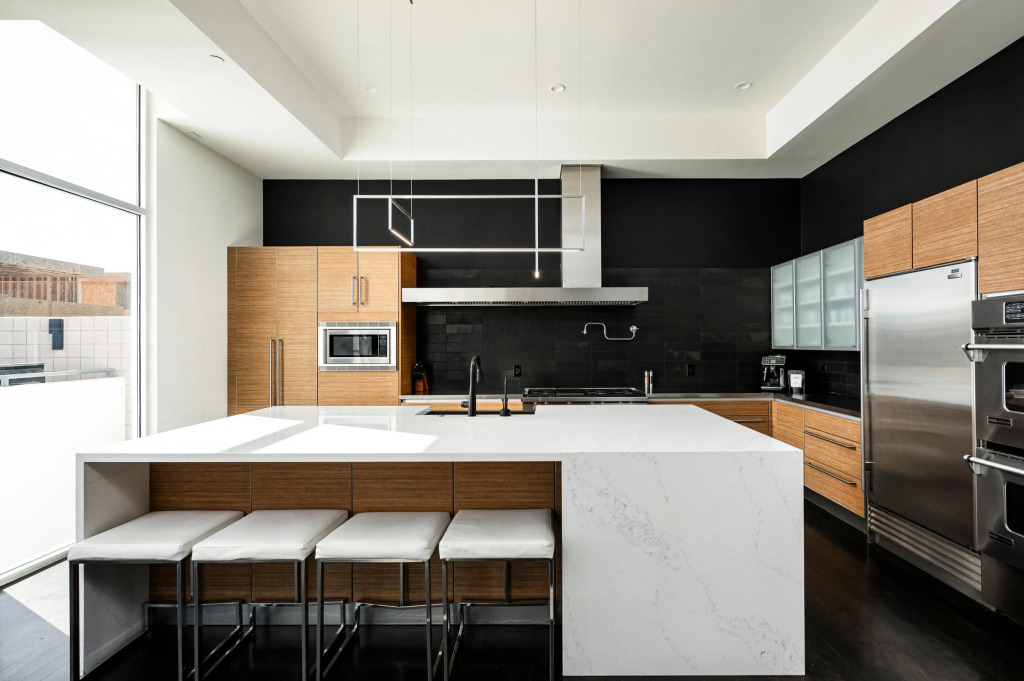 Old Town Scottsdale Iconic Modern Mansion