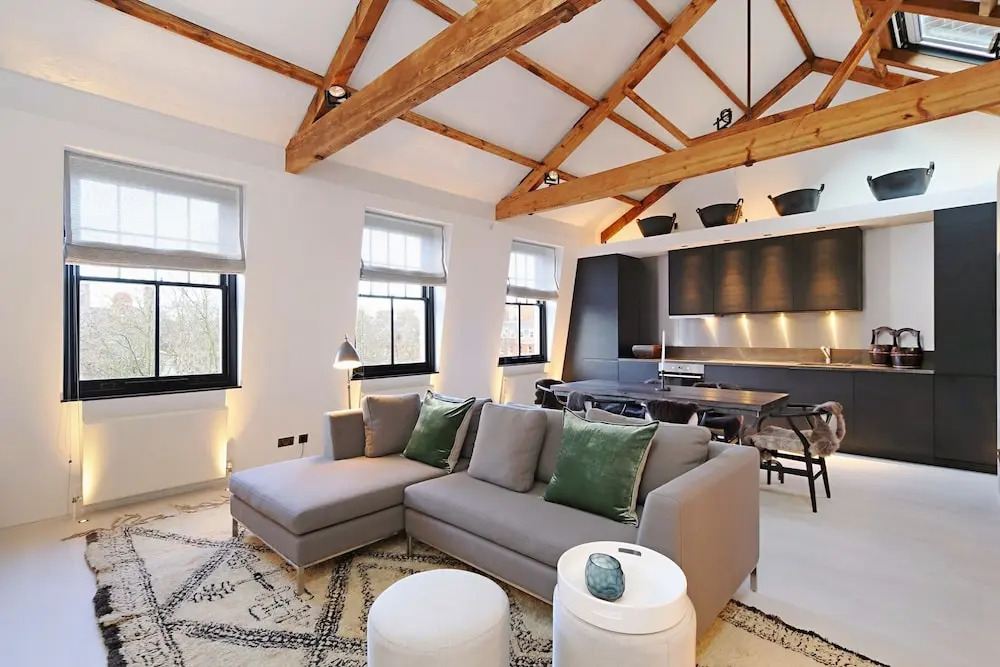 Super Premium - Cadogan Square 3 Bedroom Apartment