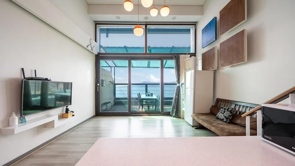 Sacheon Bichae Pension