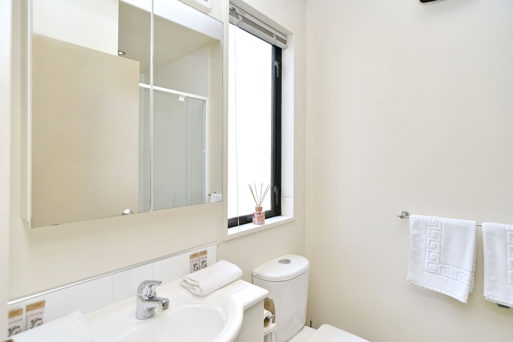 Hagley Apartment