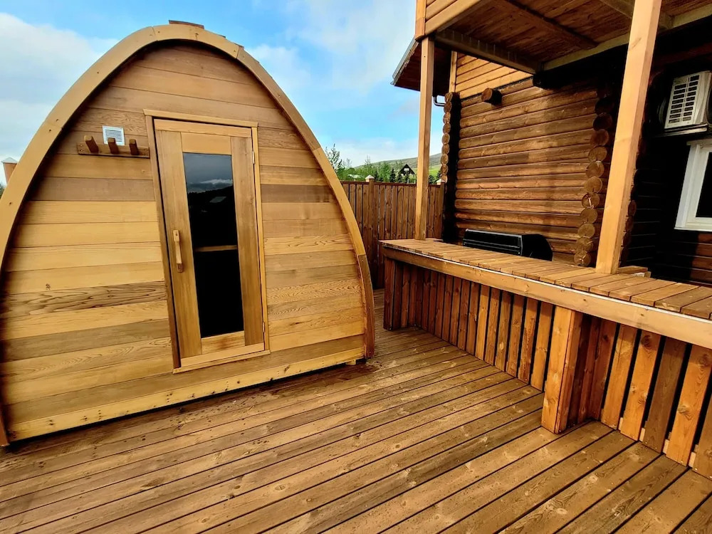 Loghouse with amazing view and sauna
