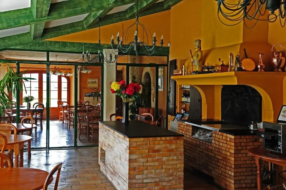 Mas De La Tour