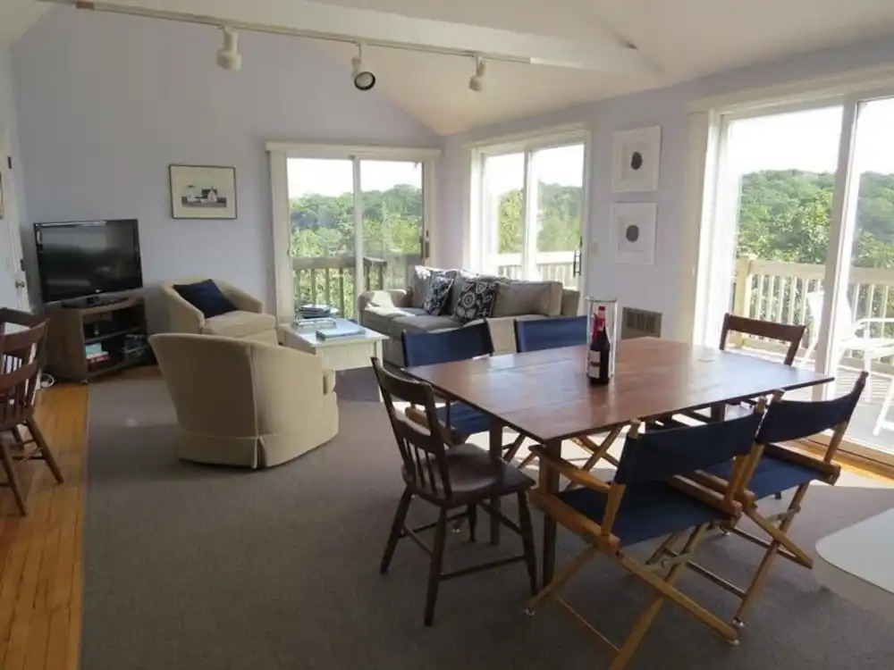 18 Squanto Drive - Three Bedroom House
