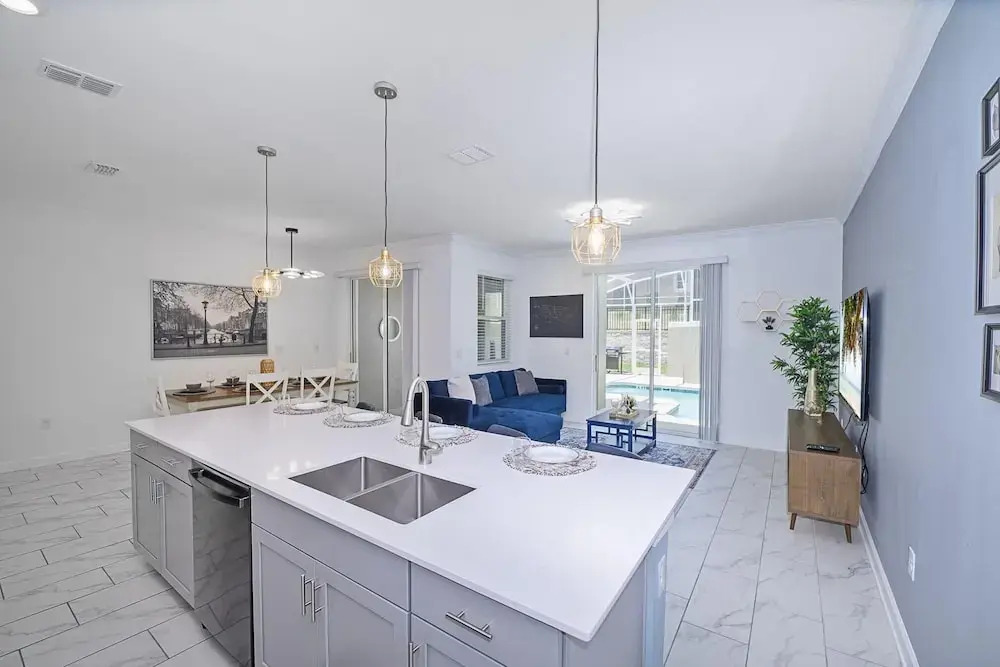 Upstay - Championsgate Home w Private Pool BBQ