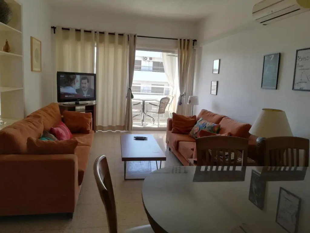 Sevi's Place, 3 Bedroom Flat, 110 s.m
