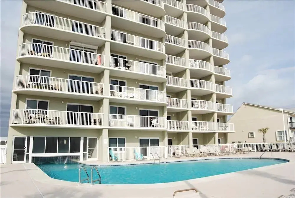 Tradewinds 801 by RedAwning