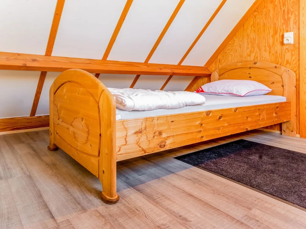 Enticing Holiday Home in De Haan With Garden