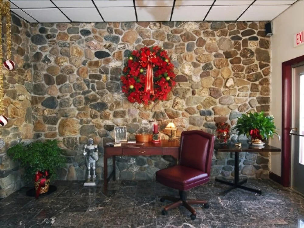 Aroostook Hospitality Inn - Van Buren, Maine, USA