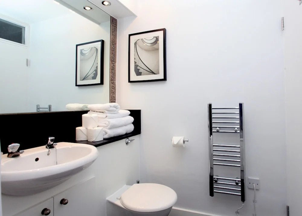 Camden Serviced Apartments by Globe Apartments