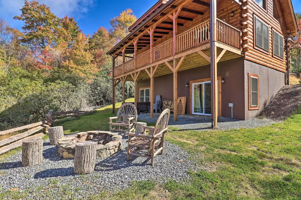 Hilltop Cabin on 5 Acres w/ Hot Tub & Waterfall!