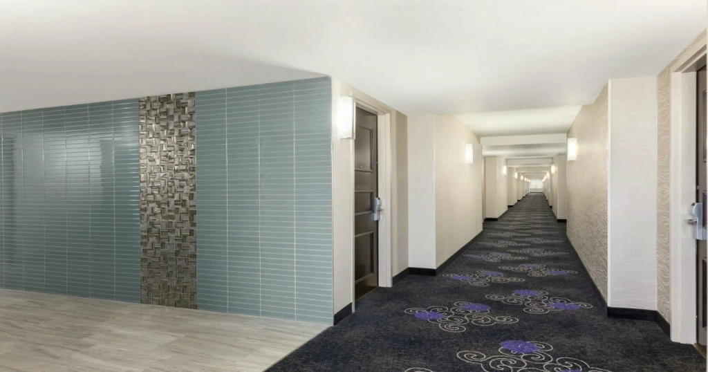 Holiday Inn Hotel & Suites Gateway by IHG