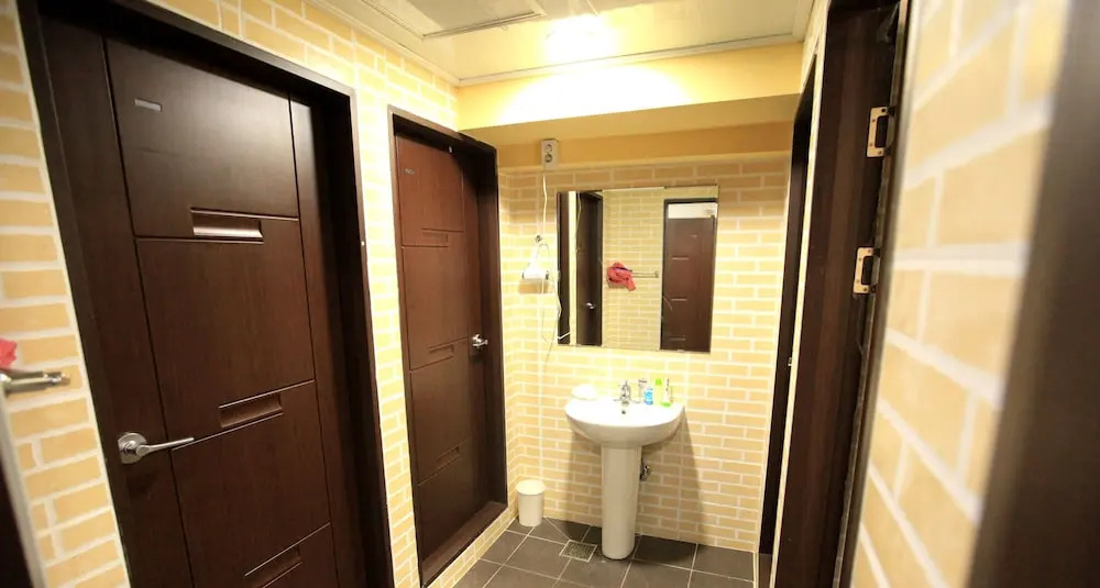 Hi Busan Guest House - Hostel