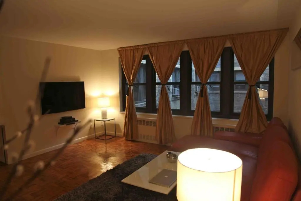 BEST LOCATION 12 STREET 3rd AVE NYC