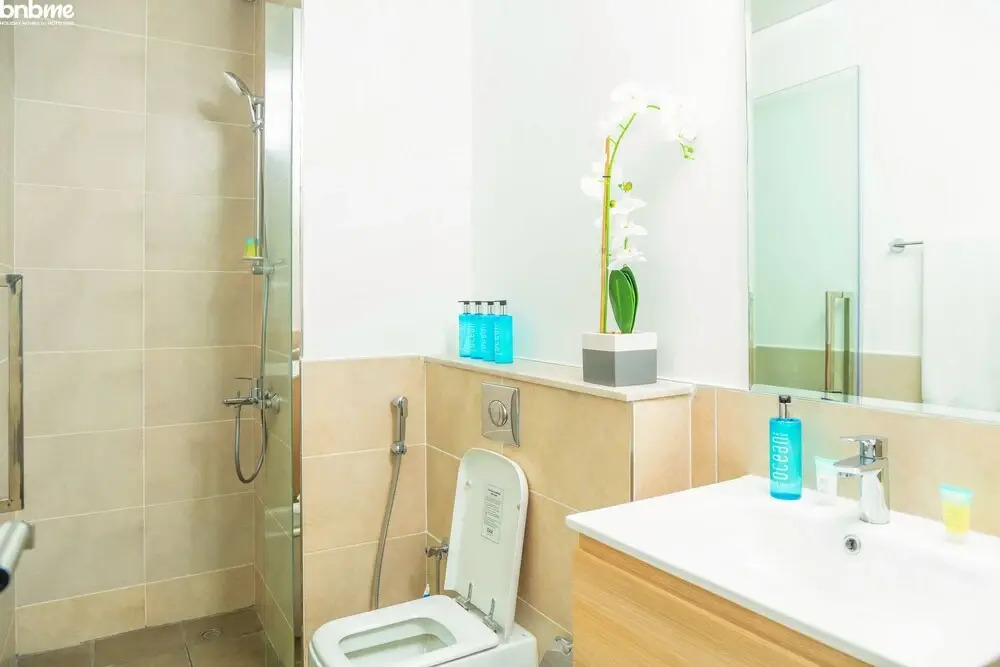 1B-Golf Vita-1805 by bnbme homes