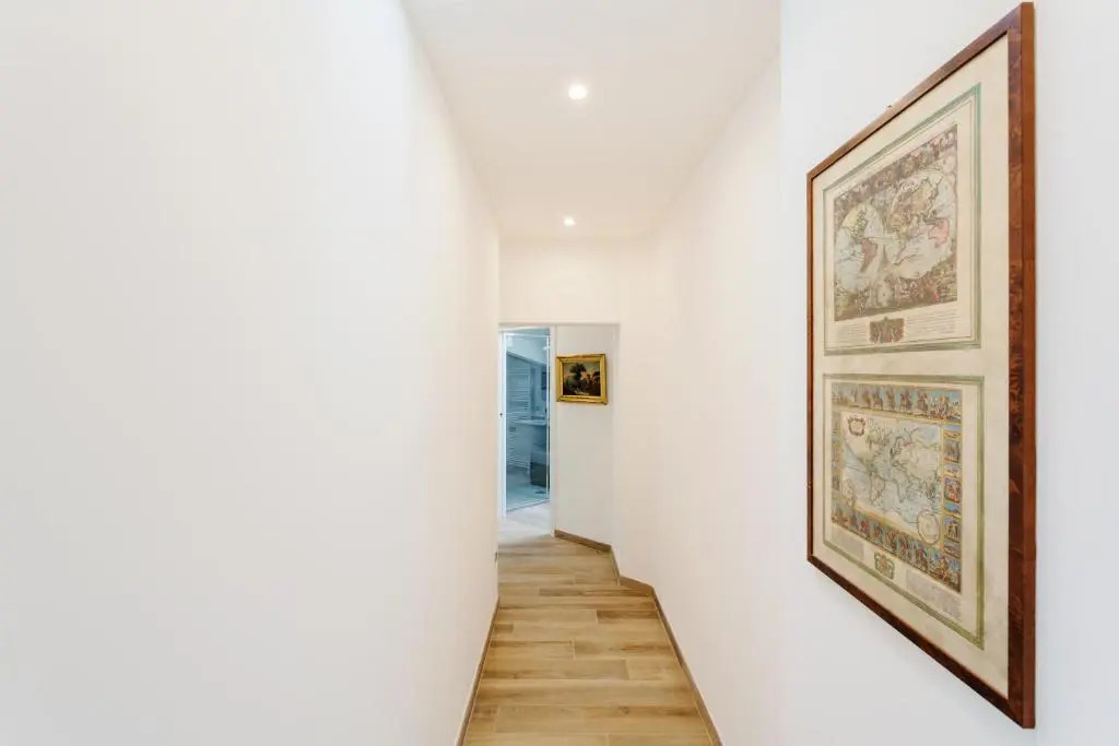 CanguroProperties - Nino Bixio