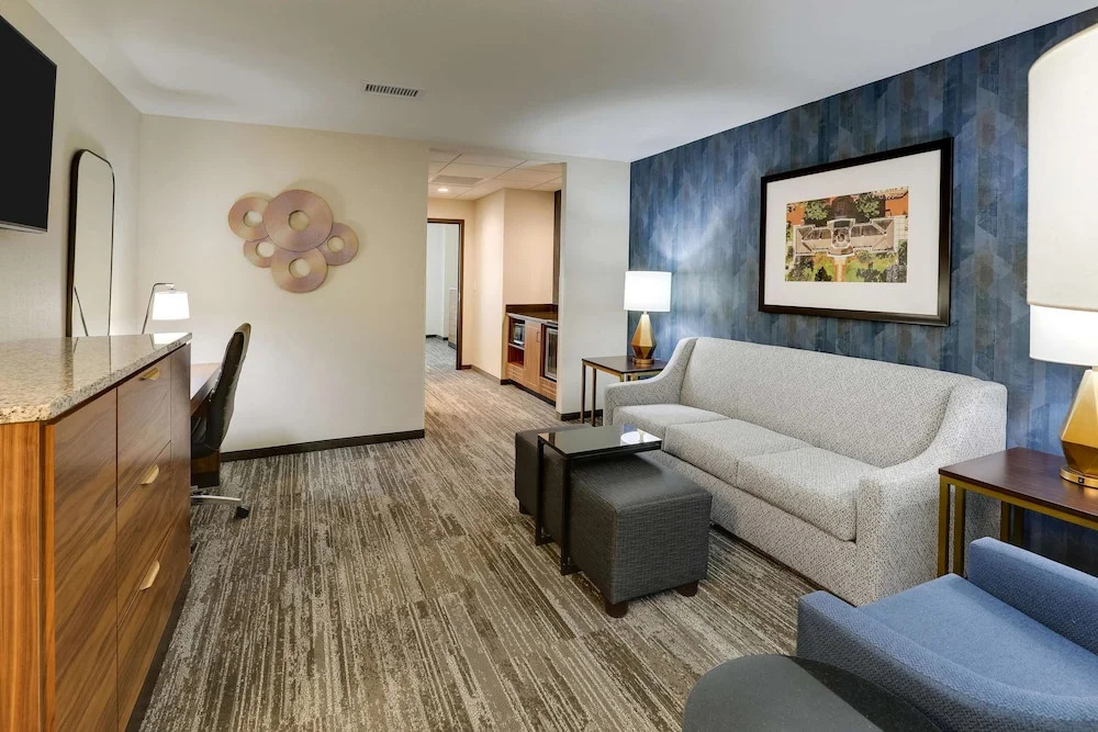 Drury Plaza Hotel Tallahassee