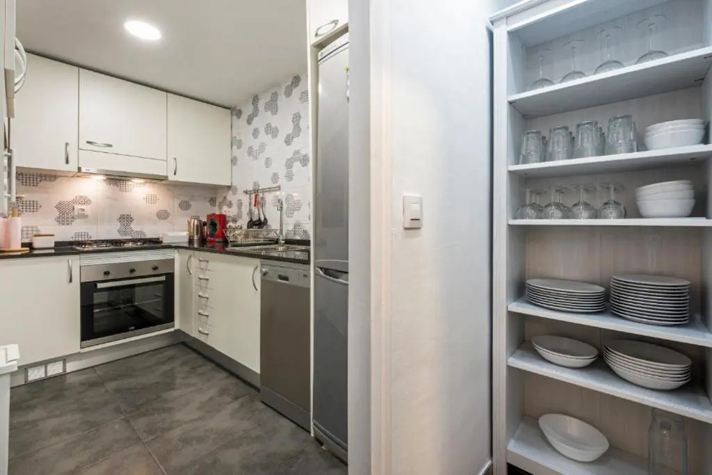 Big terrace and bright penthouse for 6 persons