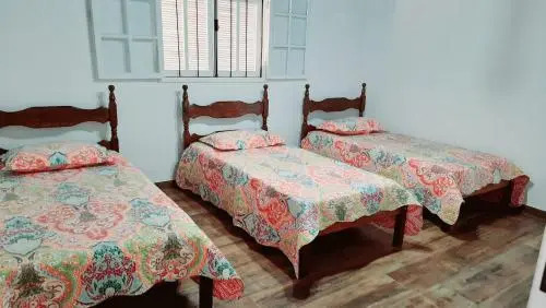 Dikasa Hostel - 6 quartos com banheiro privativo