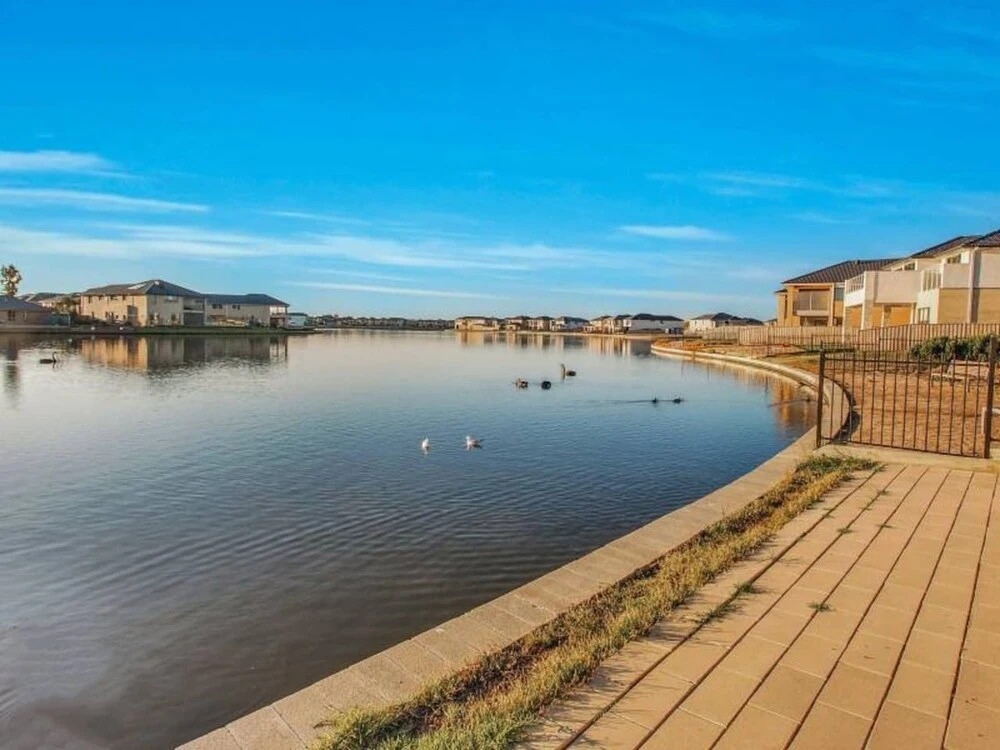 104 Sanctuary Lake Donatella Retreat