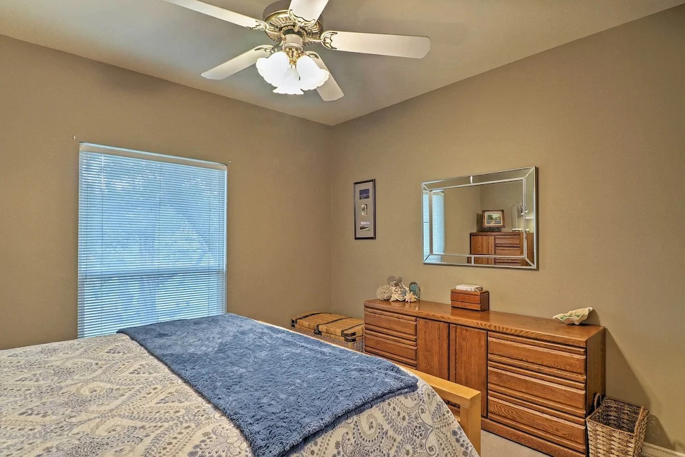 Round Rock Lakefront Home w/ Water Toys & Fire Pit